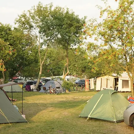 & Intercamp'84 Camping 3*