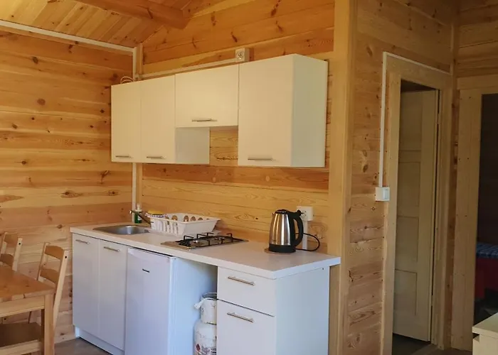 Kamp alanı & Intercamp'84 3*