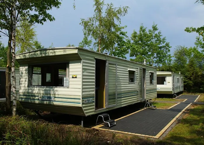 & Intercamp'84 Kamp alanı